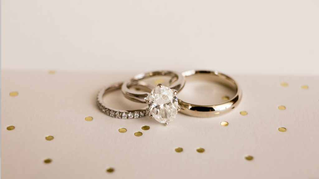 Wedding planning tips and engagement rings